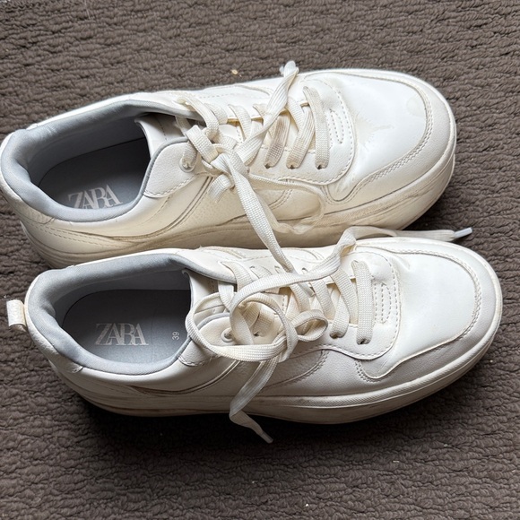 Zara Off-White Casual Sneakers - Picture 1 of 1